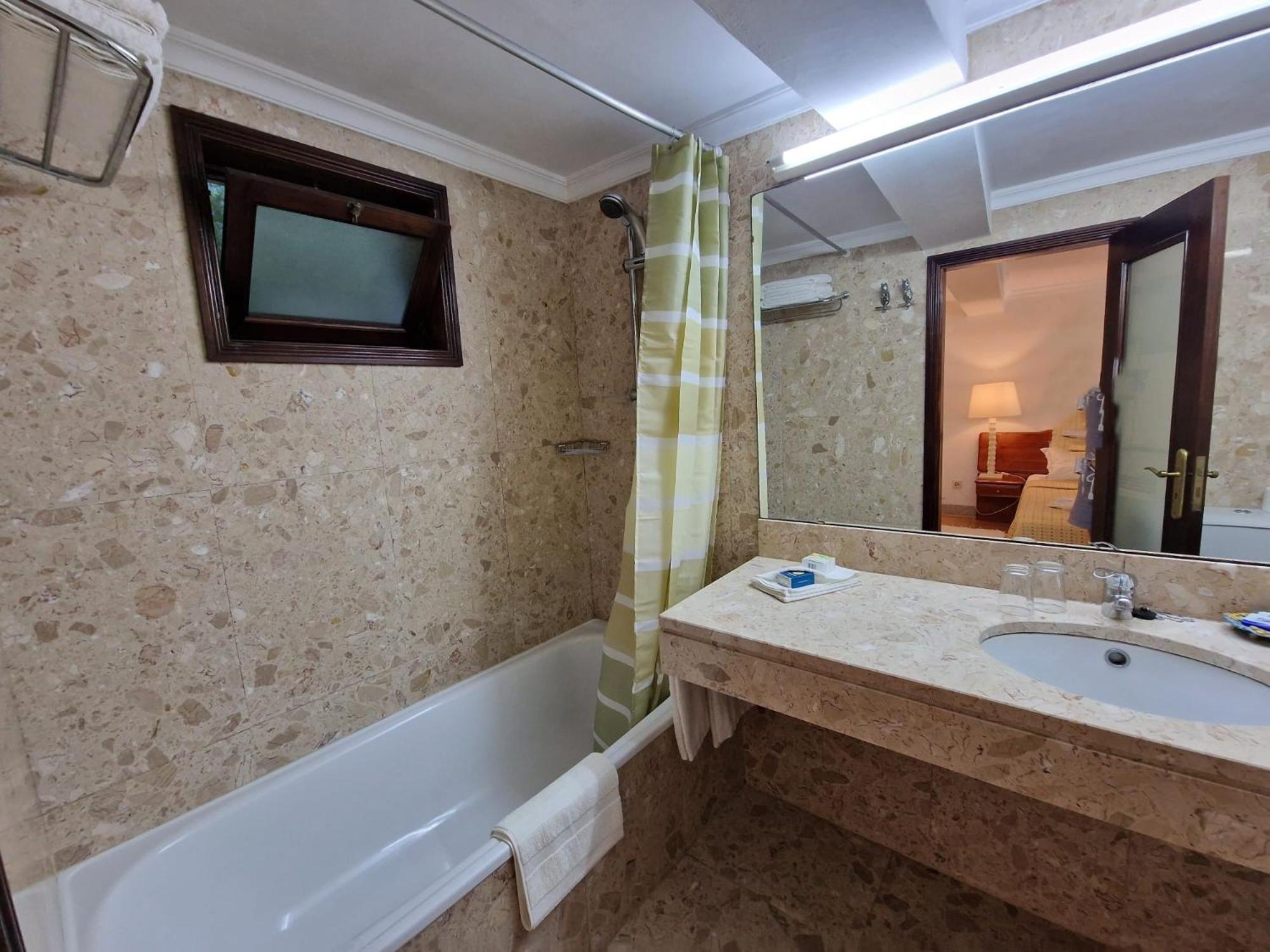 Dream Corner By Waterfalls, 20 Min To Oporto, By Porto With Love Lda Parada  Rom bilde